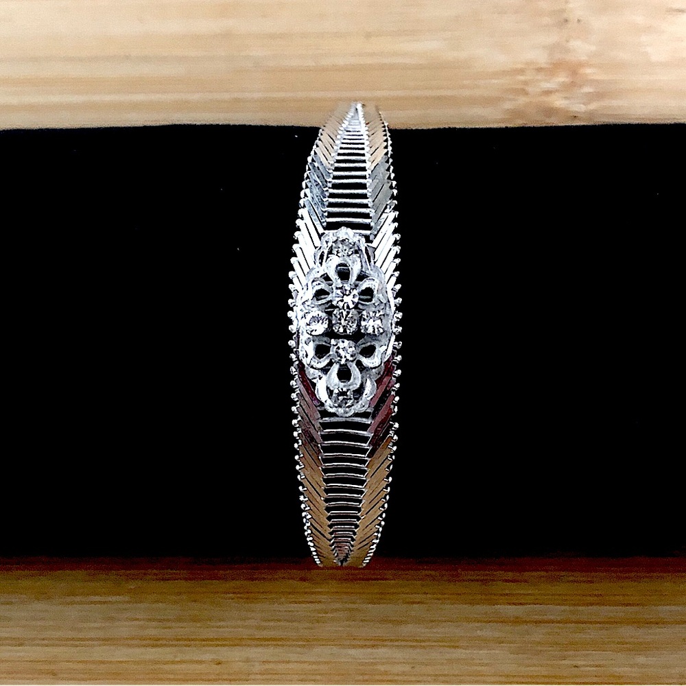 $132 Vintage Herringbone Mesh Estate Bracelet Coin Silver Marked 800